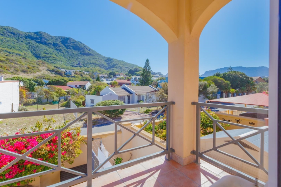 To Let 3 Bedroom Property for Rent in Northshore Western Cape